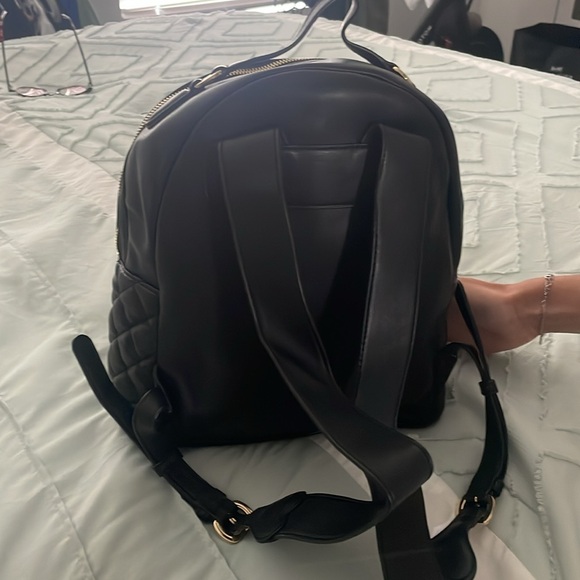 EUC moschino backpack - Picture 4 of 6